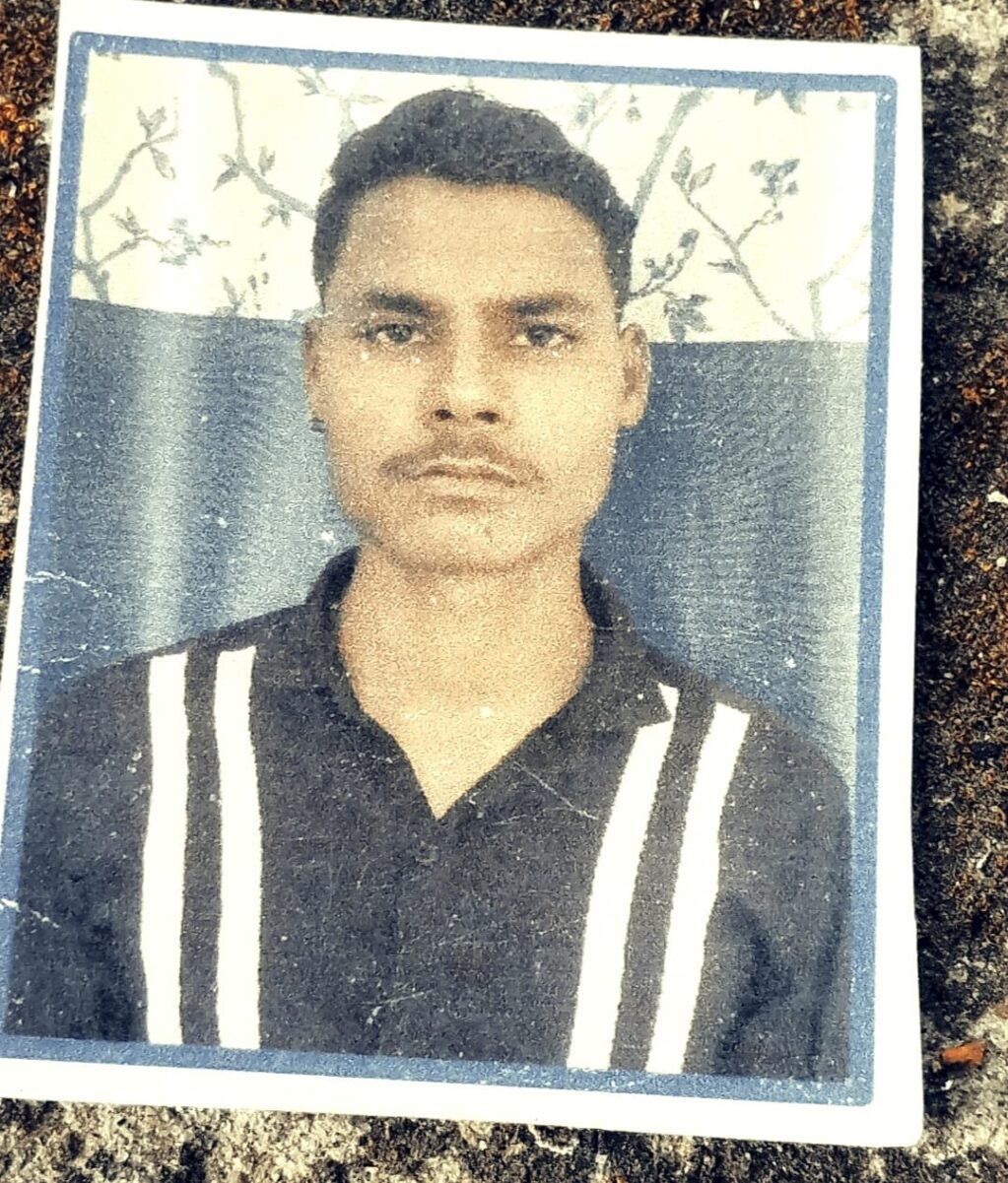 KAIMGANJ NEWS इकलौते बेटे की संदिग्ध हालात में मौत, परिजनों में कोहराम IMG 20251211 WA0293