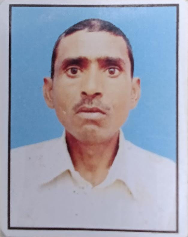 KAIMGANJ NEWS उत्पीड़न का आरोप लगा बीमार युवक ने पेड़ से लटककर दी जान,पुलिस पर लगाए गम्भीर आरोप IMG 20251227 WA0416