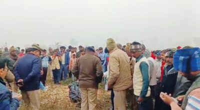 KAIMGANJ NEWS गोली मारकर की मजदूर की हत्या, शव खेत में फेंक -अज्ञात हत्यारे मौके से हुए फरार Picsart 25 12 25 13 22 08 893