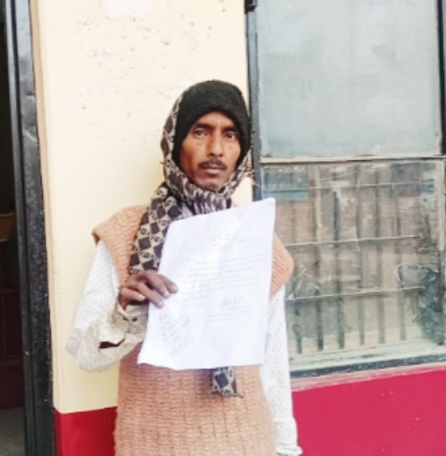 KAIMGANJ NEWS काशीराम कॉलोनी निवासियों ने की रात में पत्थर फेंकने की शिकायत Picsart 26 01 31 18 21 41 101