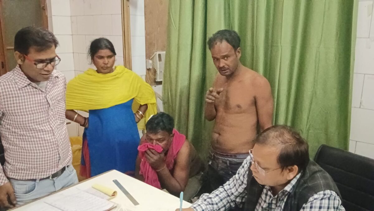 KAIMGANJ NEWS कायमगंज: बच्चों के विवाद में दो पक्षों में मारपीट, कई घायल IMG 20260306 WA0313