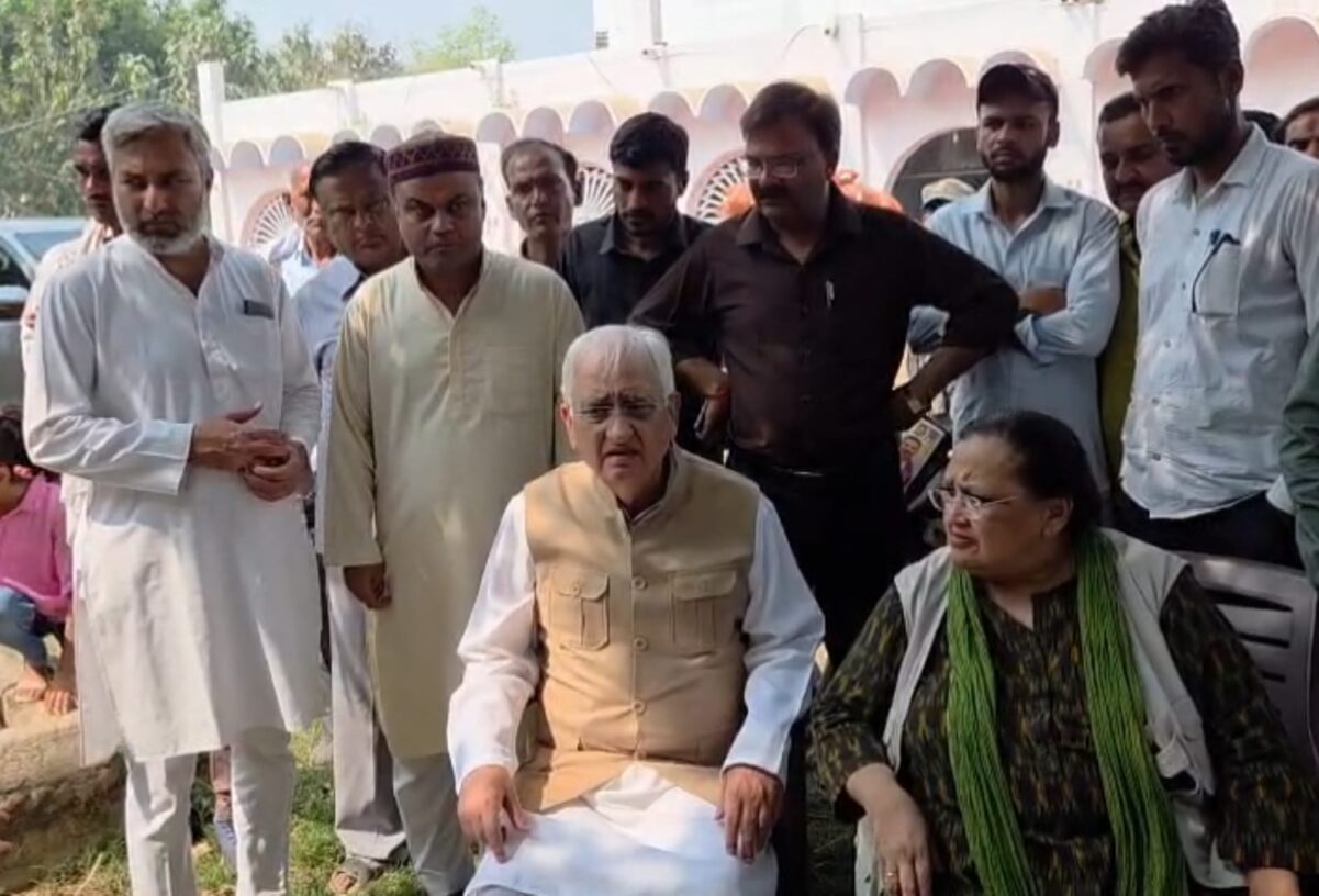 KAIMGANJ NEWS विदेश नीति पर स्पष्टता जरूरी, गलत को गलत कहने का साहस दिखाए सरकार: सलमान खुर्शीद IMG 20260307 WA0368