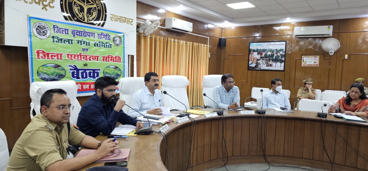 Farrukhabad news वृहद वृक्षारोपण की तैयारी तेज, 40.82 लाख पौधरोपण का लक्ष्य किया निर्धारित फर्रुखाबाद IMG 20260325 WA0377