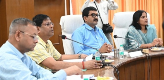 Farrukhabad news ई-लॉटरी से 13 शराब, कंपोजिट व भांग दुकानों का निष्पक्ष आवंटन, 240 आवेदकों ने दिए थे आवेदन पत्र IMG 20260409 WA0332