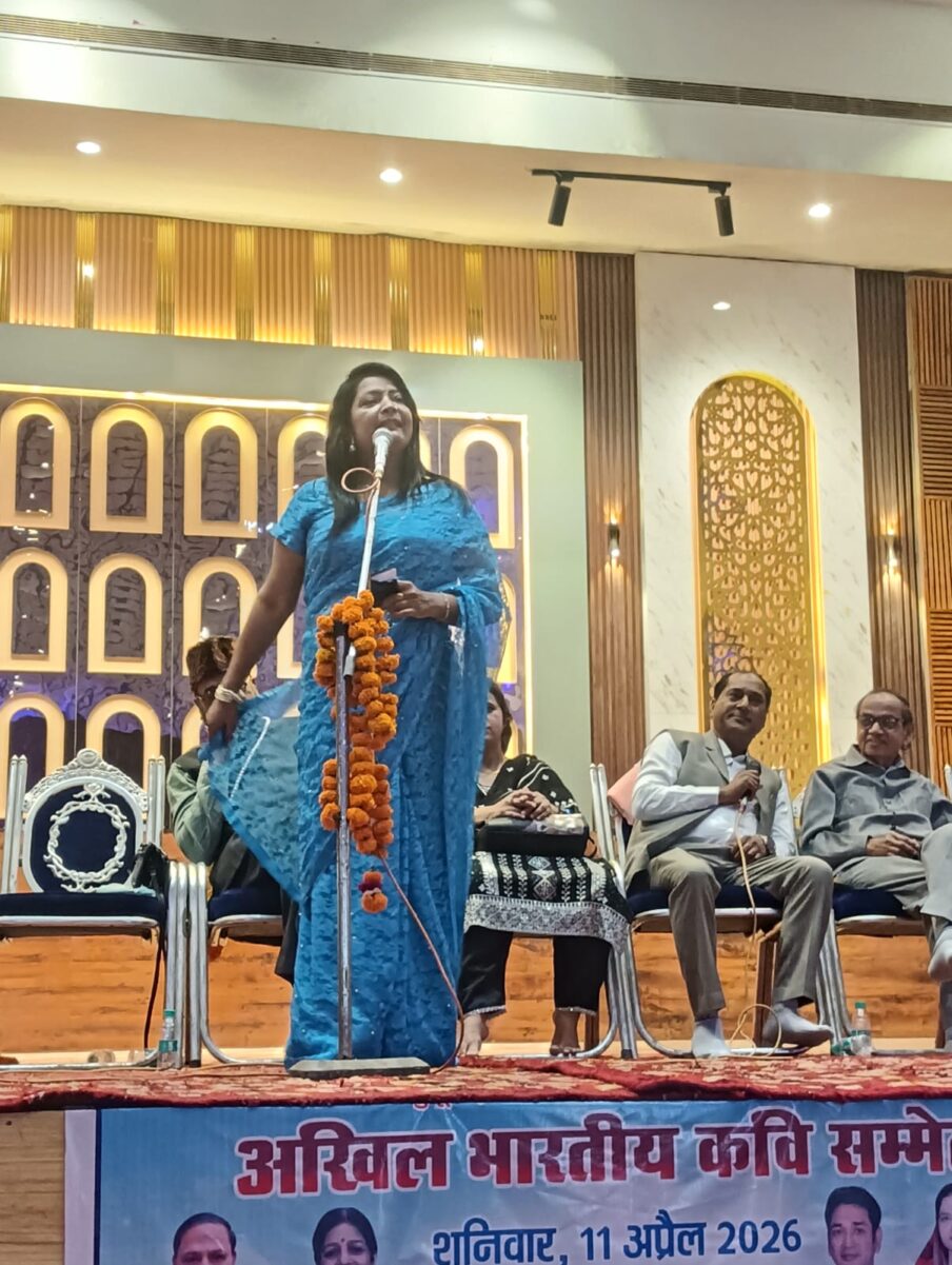 KAIMGANJ NEWS राम नाम की गूंज से भक्तिमय हुई जटवारा की शाम, कवियों ने बांधा ऐसा समां कि झूम उठे श्रोता IMG 20260412 WA0179