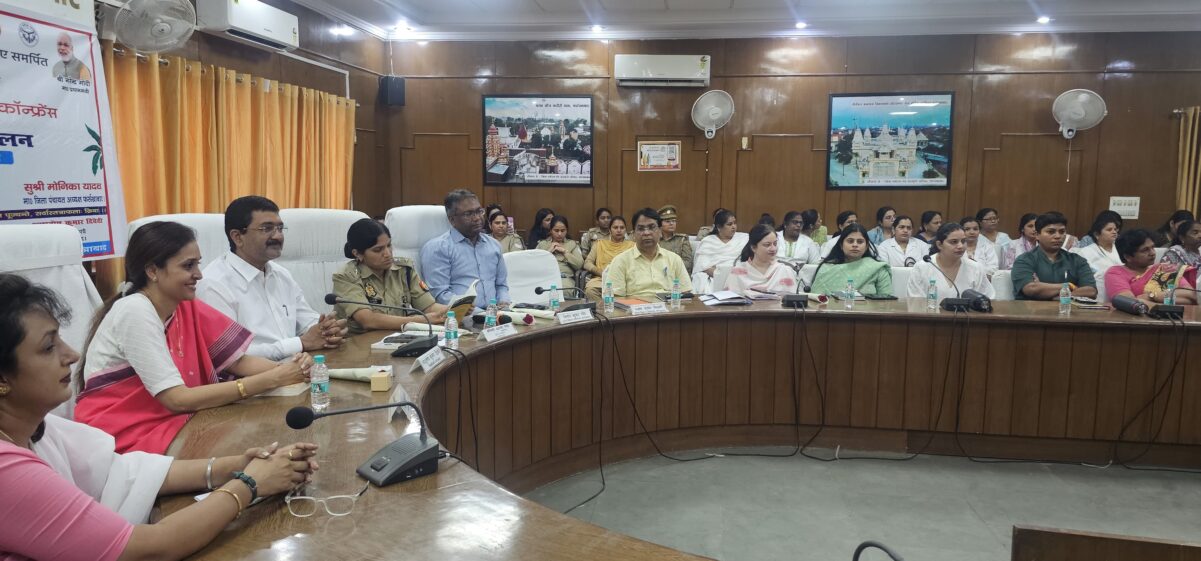 Farrukhabad news मिशन शक्ति 5.0.2: का फर्रुखाबाद में भव्य “नारी शक्ति वंदन सम्मेलन”, महिला सुरक्षा व आत्मनिर्भरता पर जोर, IMG 20260413 WA0248