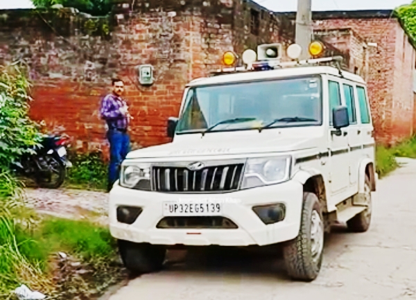 KAIMGANJ NEWS तंबाकू मंडी में राज्य कर विभाग का बड़ा शिकंजा तीन बड़े कारोबारियों के गोदामों पर एक साथ छापा, 287.56 मीट्रिक टन से अधिक तंबाकू अधिगृहीत Picsart 26 08 22 23 37 55 281