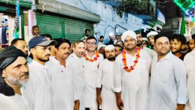 KAIMGANJ NEWS सरकार की आमद मरहबा' से गूंजी कायमगंज की गलियां: ईद मिलादुन्नबी पर निकला ऐतिहासिक जुलूस, फूलों की बारिश से महका शहर Picsart 26 08 27 07 43 55 907
