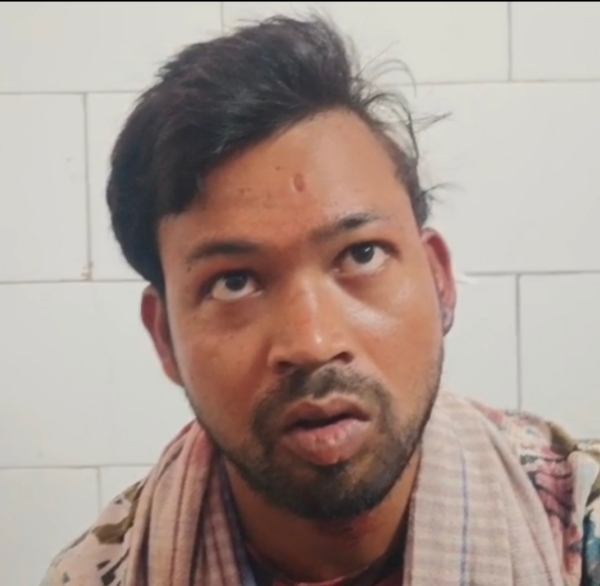 KAIMGANJ NEWS खूनी तांडव: कायमगंज में दबंगों की गुंडई, युवक पर ईंट-लाठियों से ताबड़तोड़ हमला, लहूलुहान होकर सड़क पर तड़पा Picsart 26 09 14 10 30 46 692